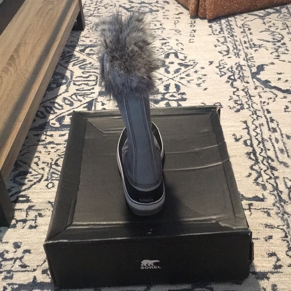 Sorel boot - Picture 3 of 5